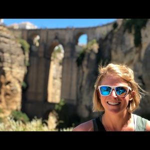 Meet your Posher, Erin